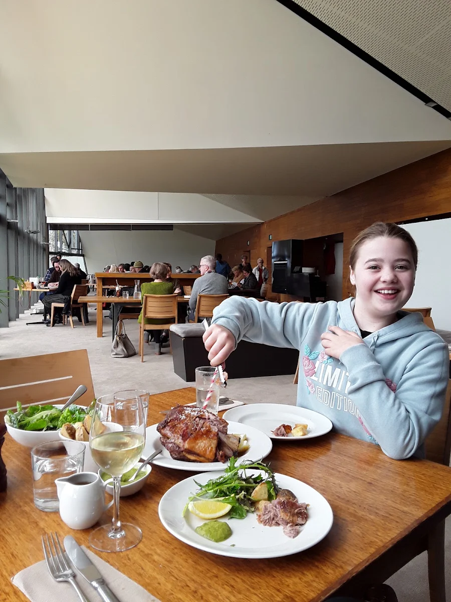Food & drink, Peppermint Bay & Peppermint Bay Cruises