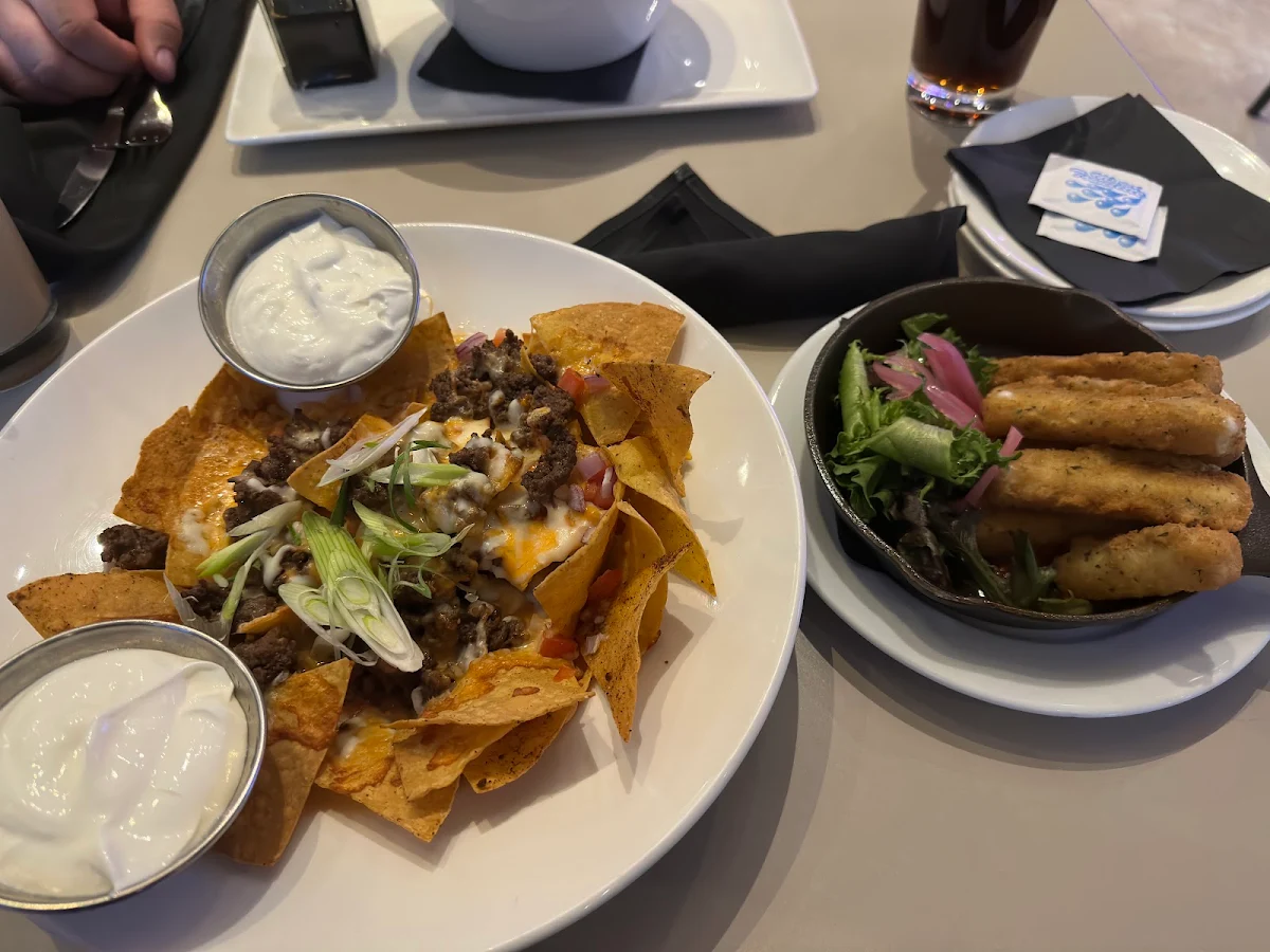 Food & drink, The Well Public House at Elements Casino Chilliwack