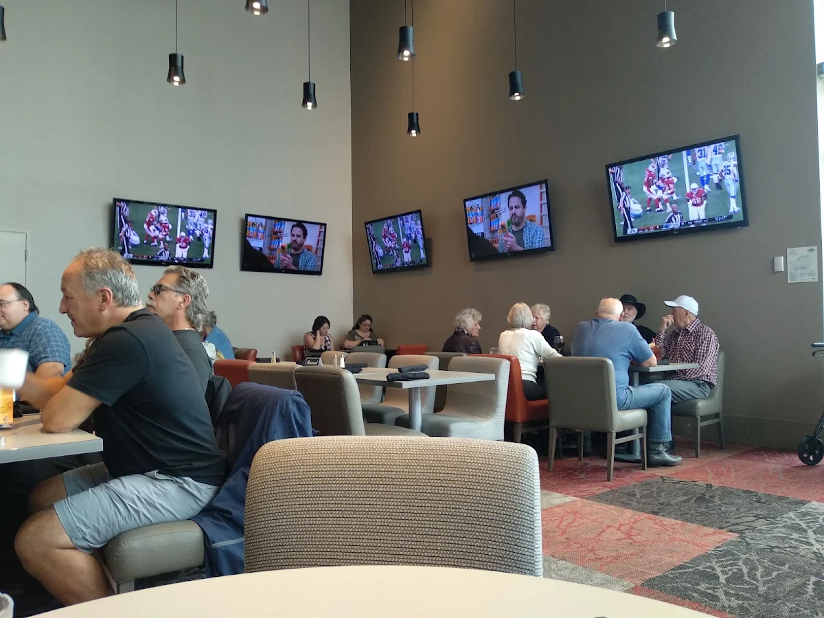 Vibe, The Well Public House at Elements Casino Chilliwack