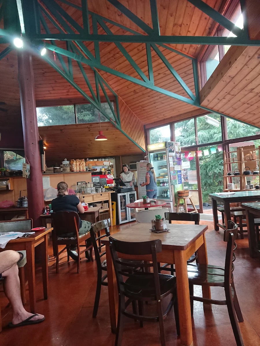 Vibe, Secret Serenity Café