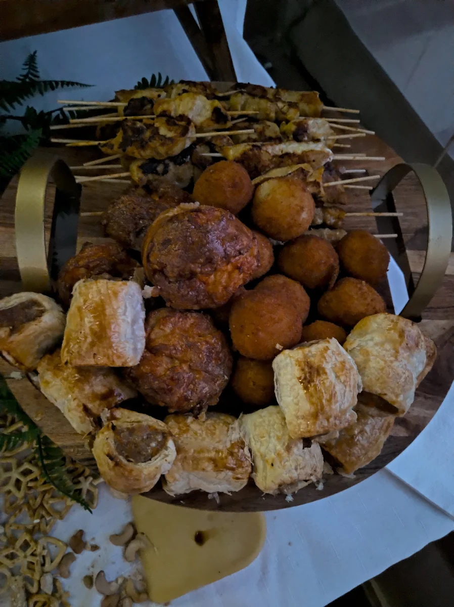 Food & drink, Cougars Cafe and Catering