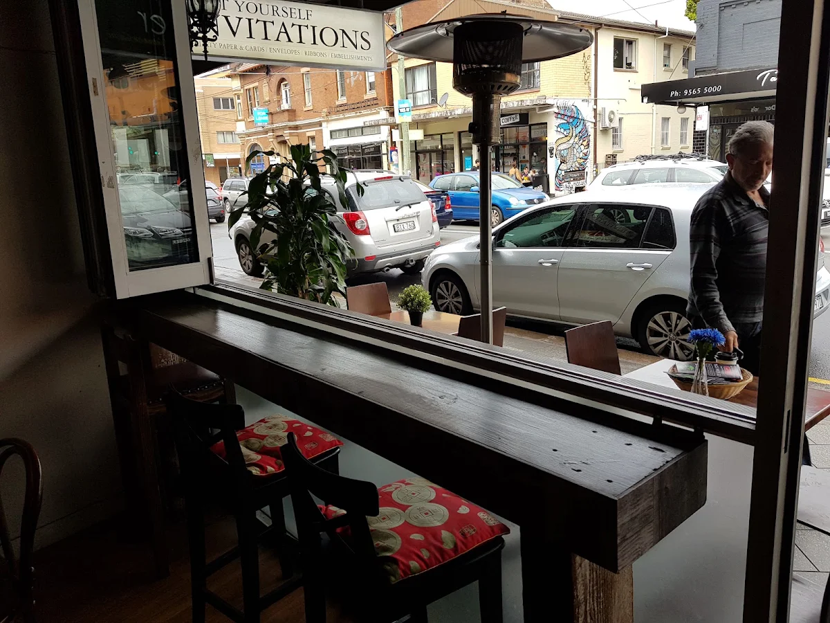 Vibe, Black Ginger Restaurant