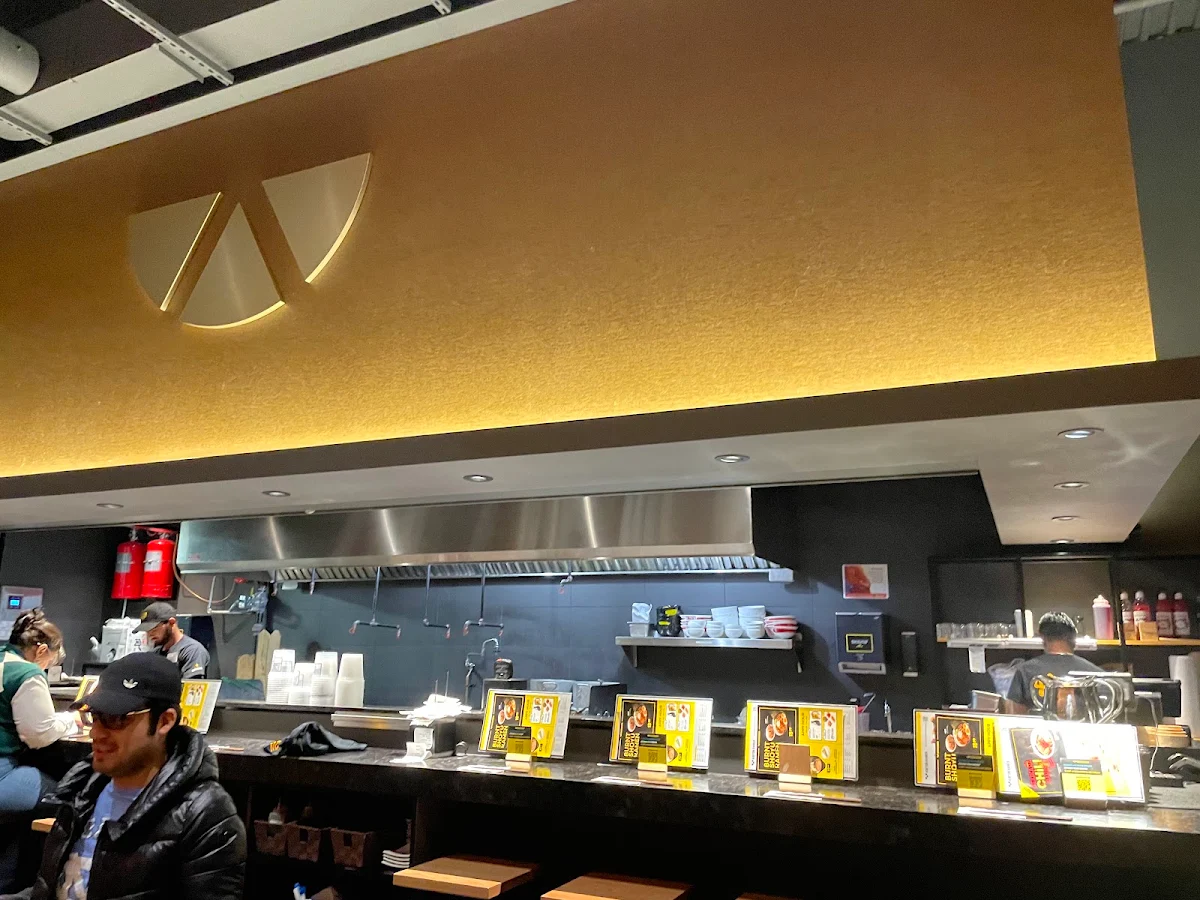 Vibe, KINTON RAMEN BRAMPTON