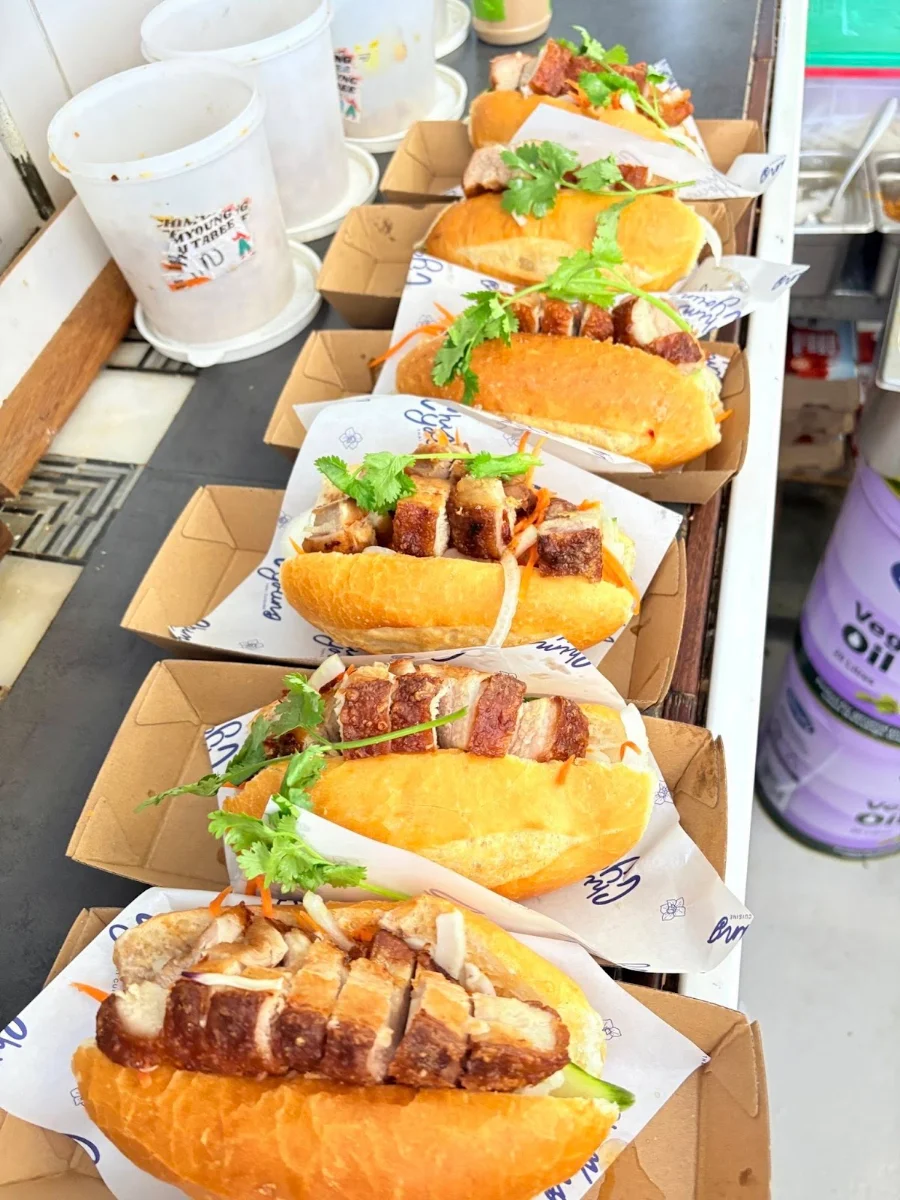 Food & drink, CHIM YOUNG THAI TAREE