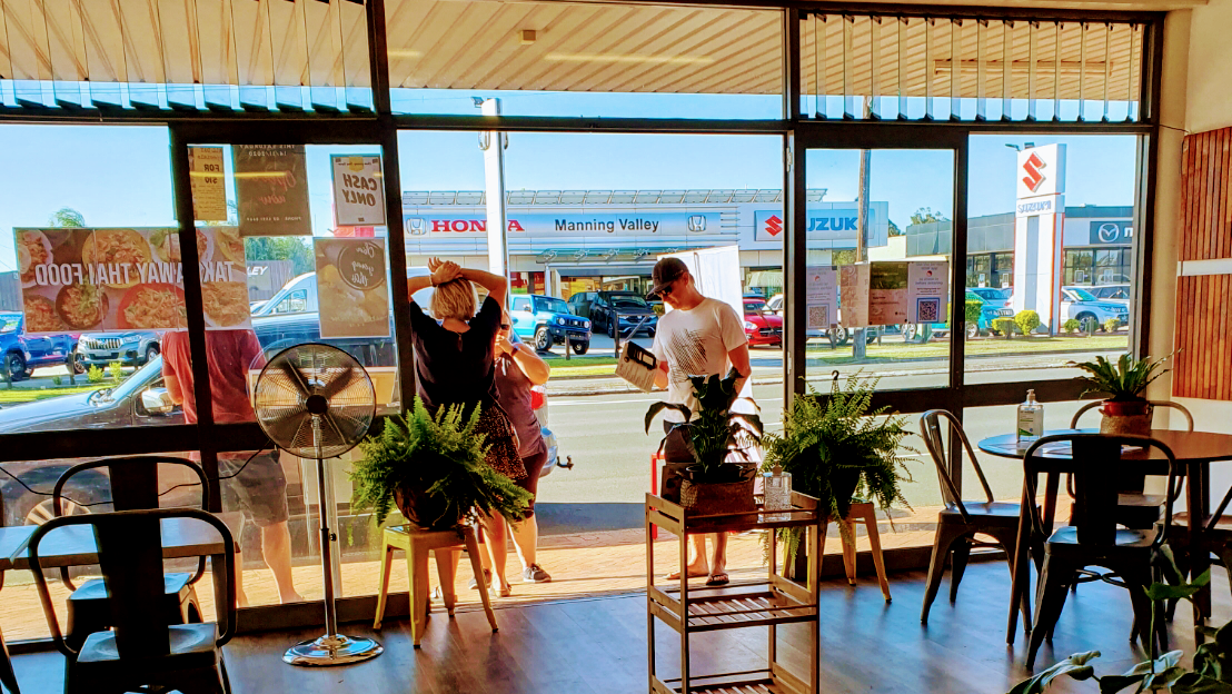Vibe, CHIM YOUNG THAI TAREE