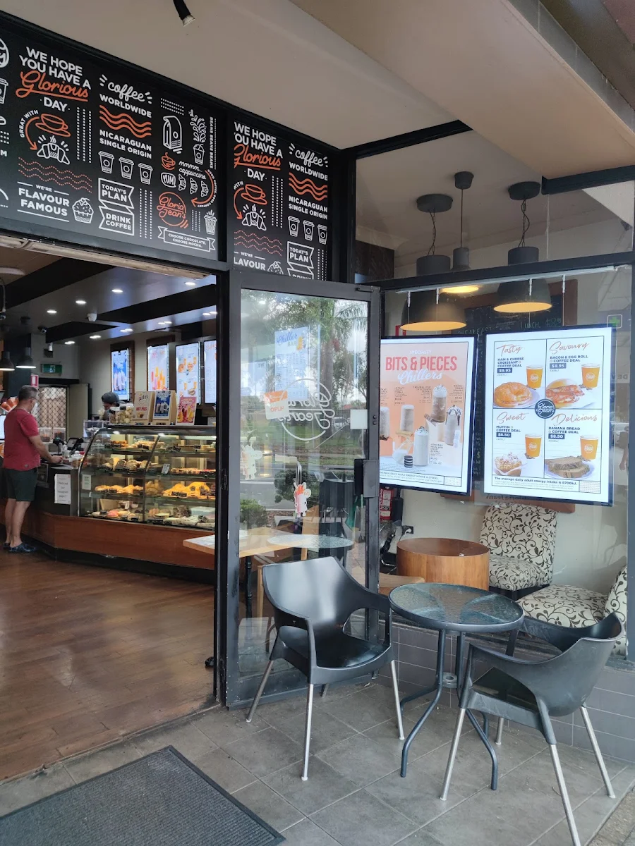Vibe, Gloria Jean's Padstow