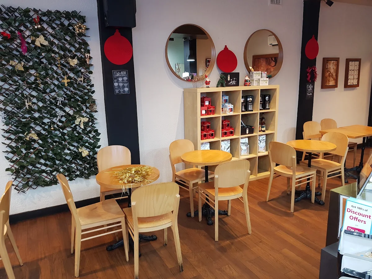 Vibe, Gloria Jean's Padstow