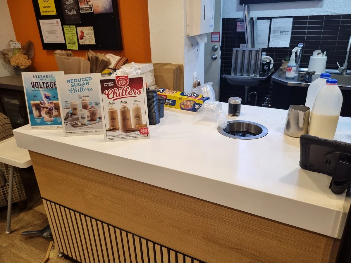 Vibe, Gloria Jean's Padstow