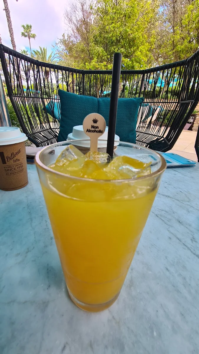 Food & drink, Poolside Bar & Grill