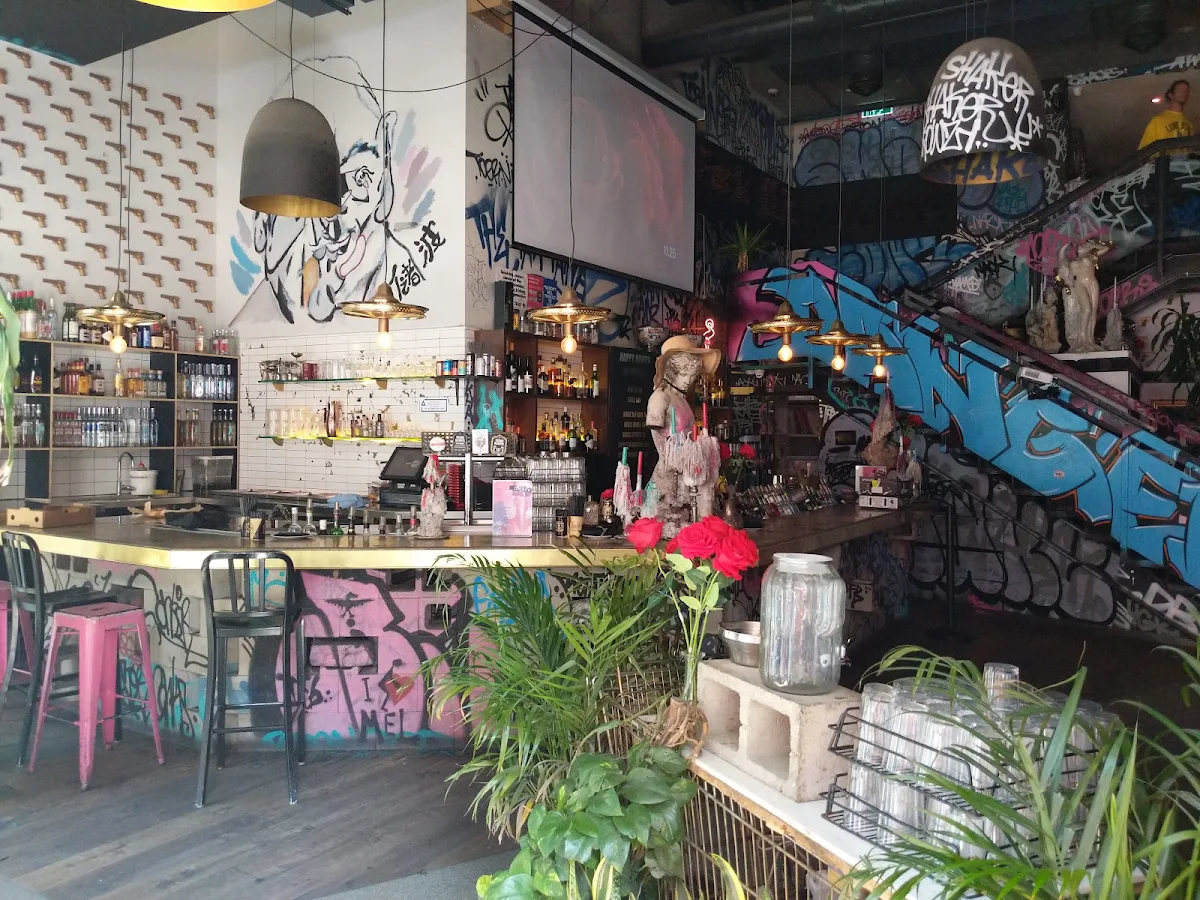 Vibe, MISSCHU South Yarra