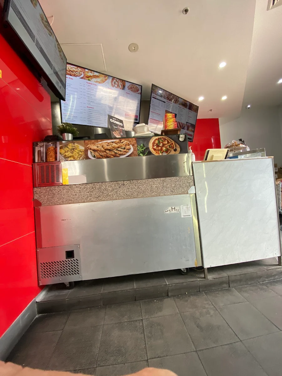 Vibe, Fairy Meadow Kebabs & Pide