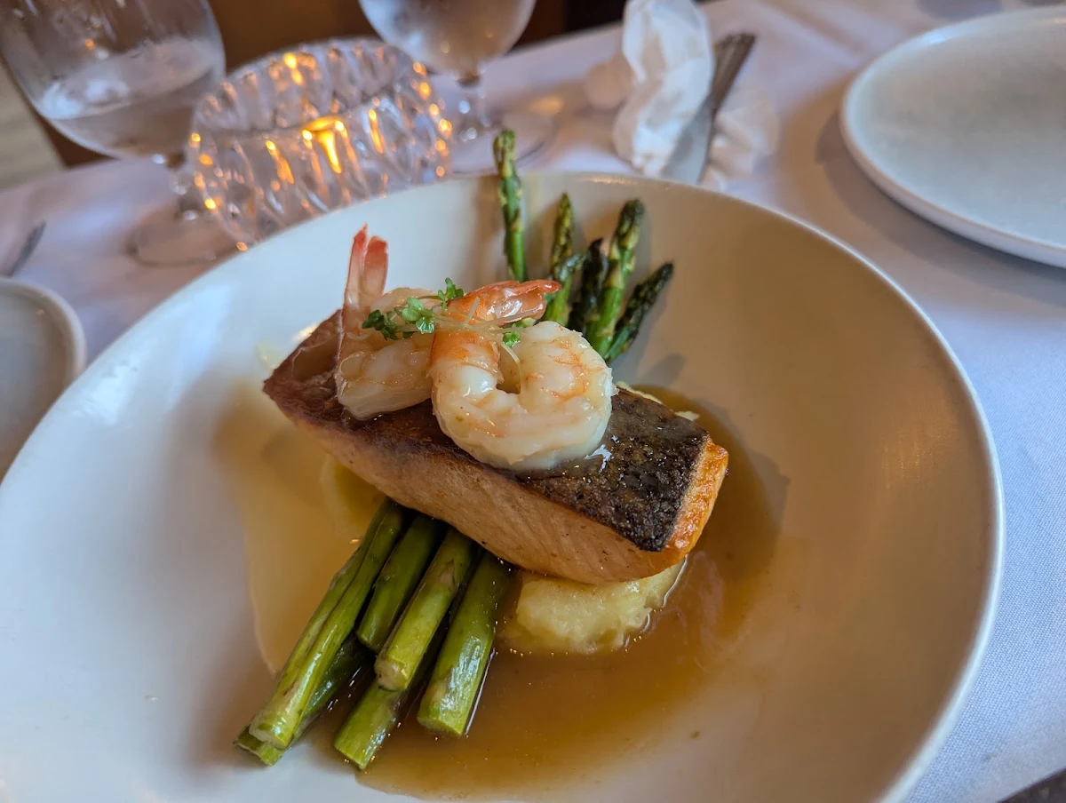 Food & drink, The Maple Leaf Steak & Seafood