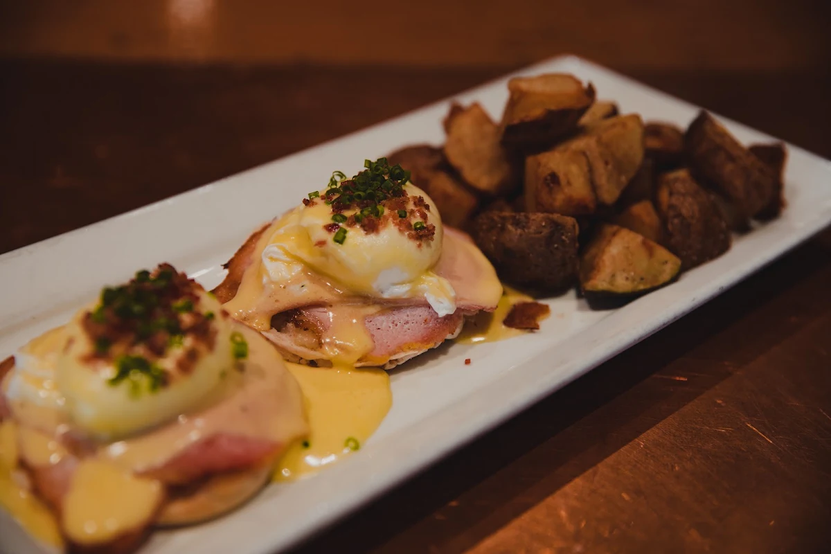 Food & drink, The Maple Leaf Steak & Seafood