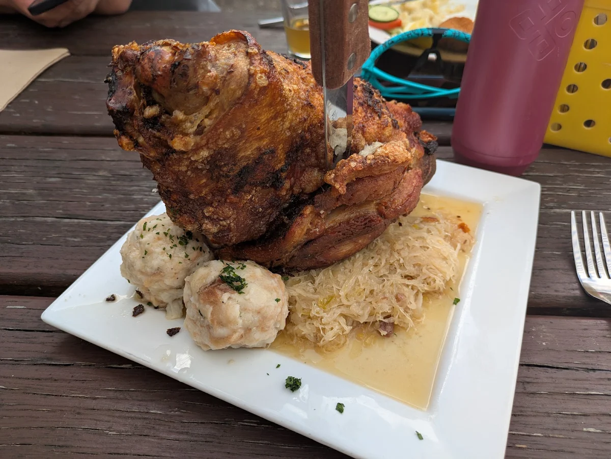 Food & drink, Austrian Club Restaurant