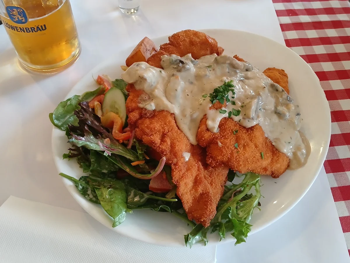 Food & drink, Austrian Club Restaurant