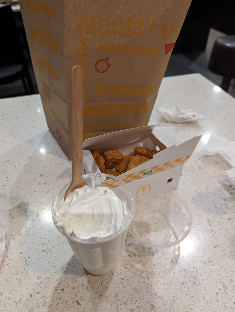 Food & drink, McDonald's Crown Casino II