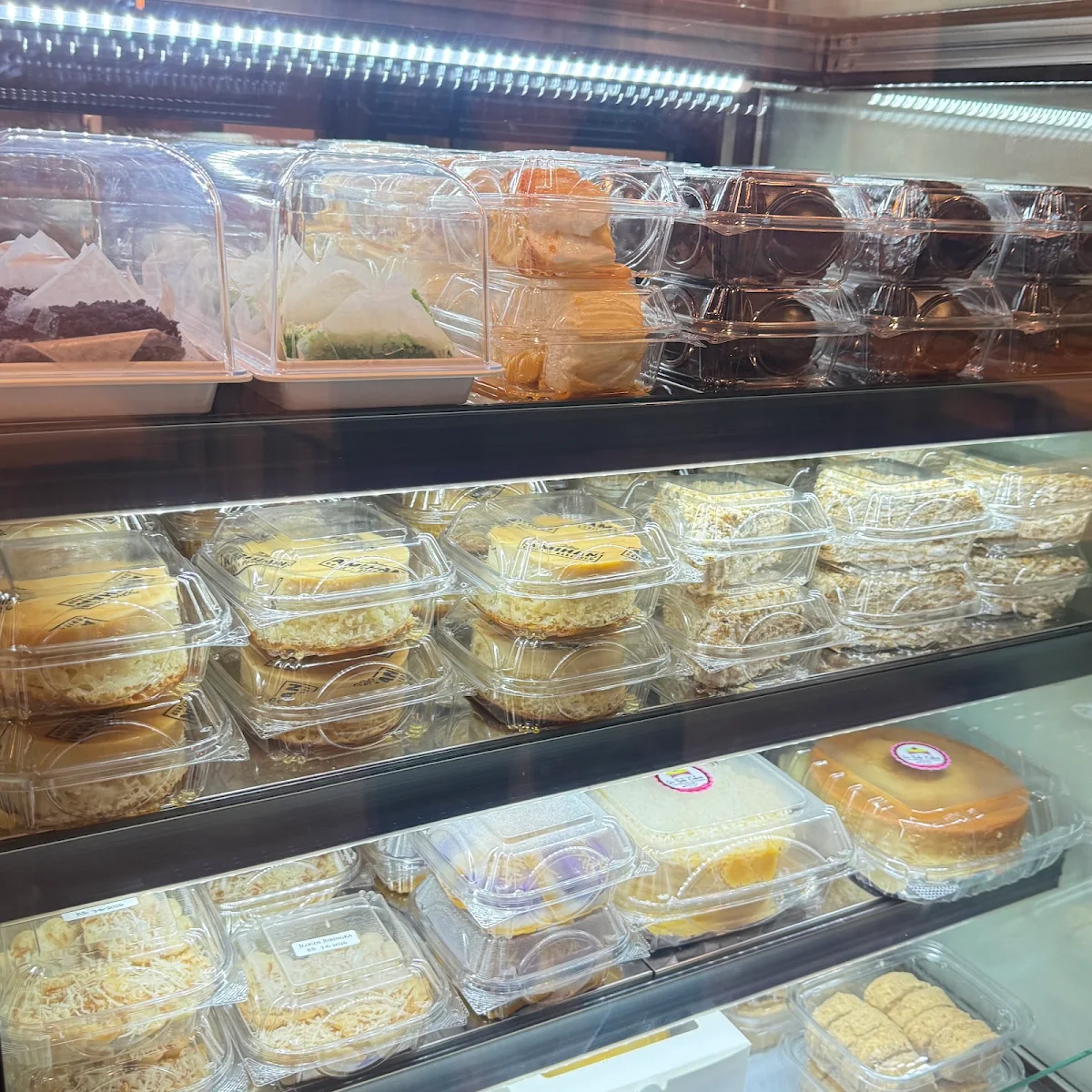 Vibe, Amihan Grill + Bakeshop