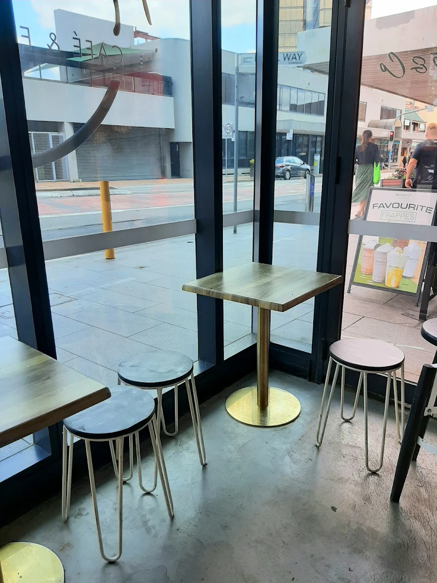 Vibe, Macchiato & Co (Scott St)