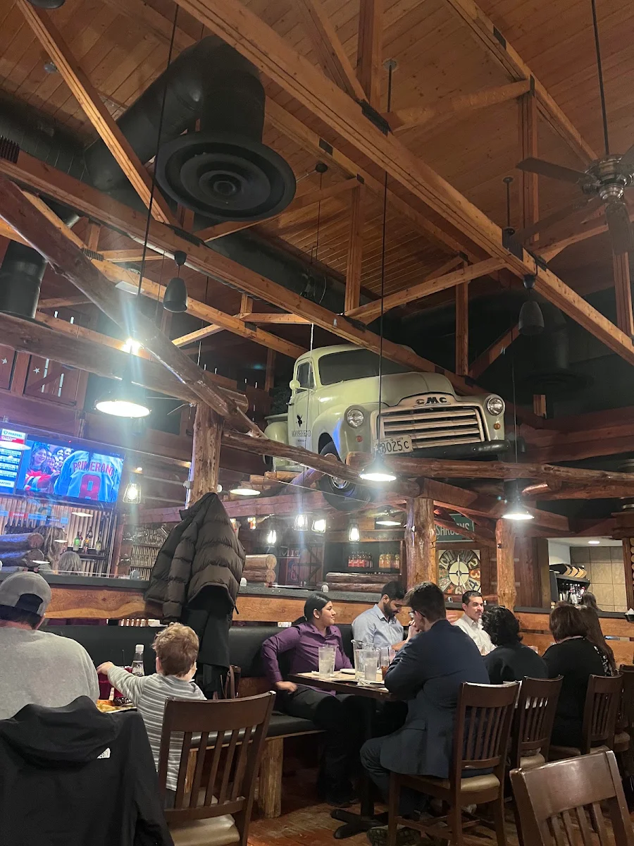 Vibe, Montana’s BBQ & Bar