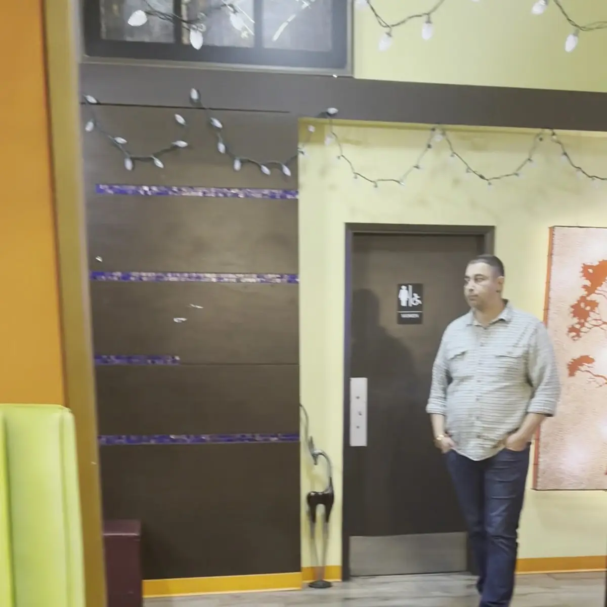 Vibe, Himalaya Indian Cuisine