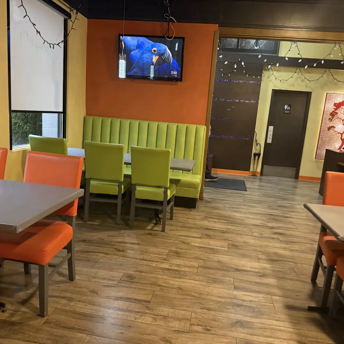 Vibe, Himalaya Indian Cuisine