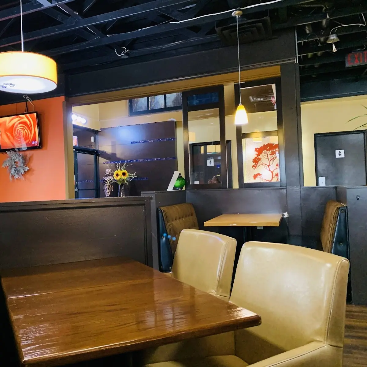 Vibe, Himalaya Indian Cuisine