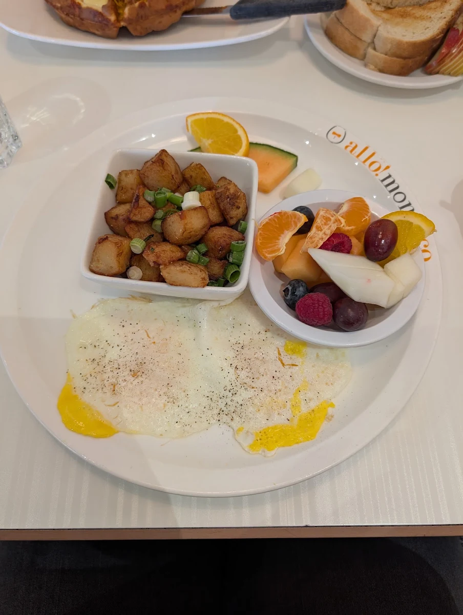Food & drink, Allô mon Coco Repentigny