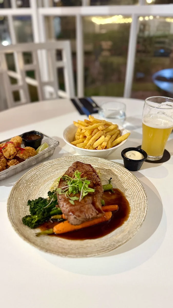 Food & drink, Epoche Lounge Bar
