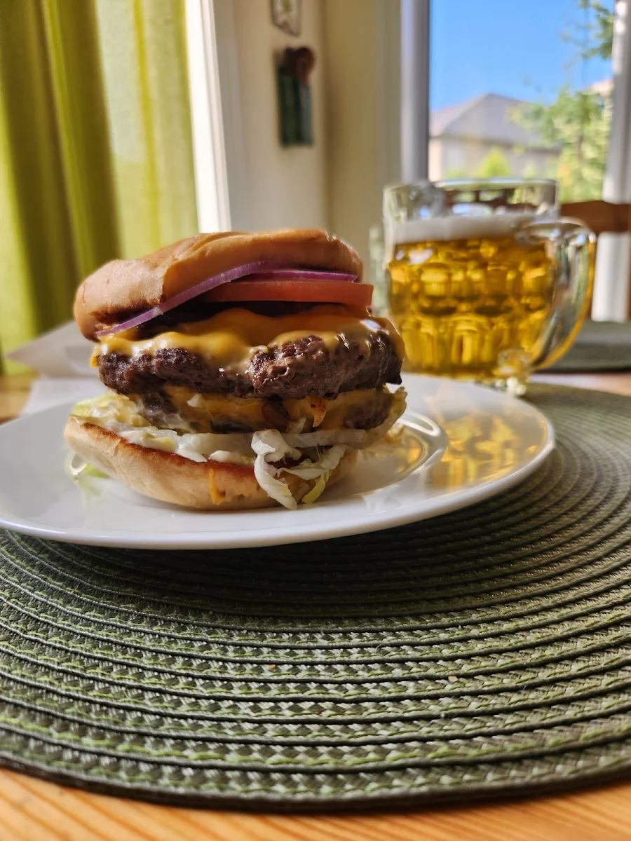 Food & drink, All Out Burger (Barrhaven)