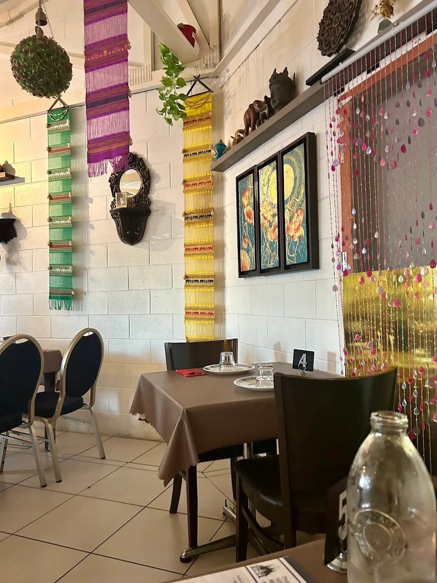 Vibe, Thai Tanee Yeppoon