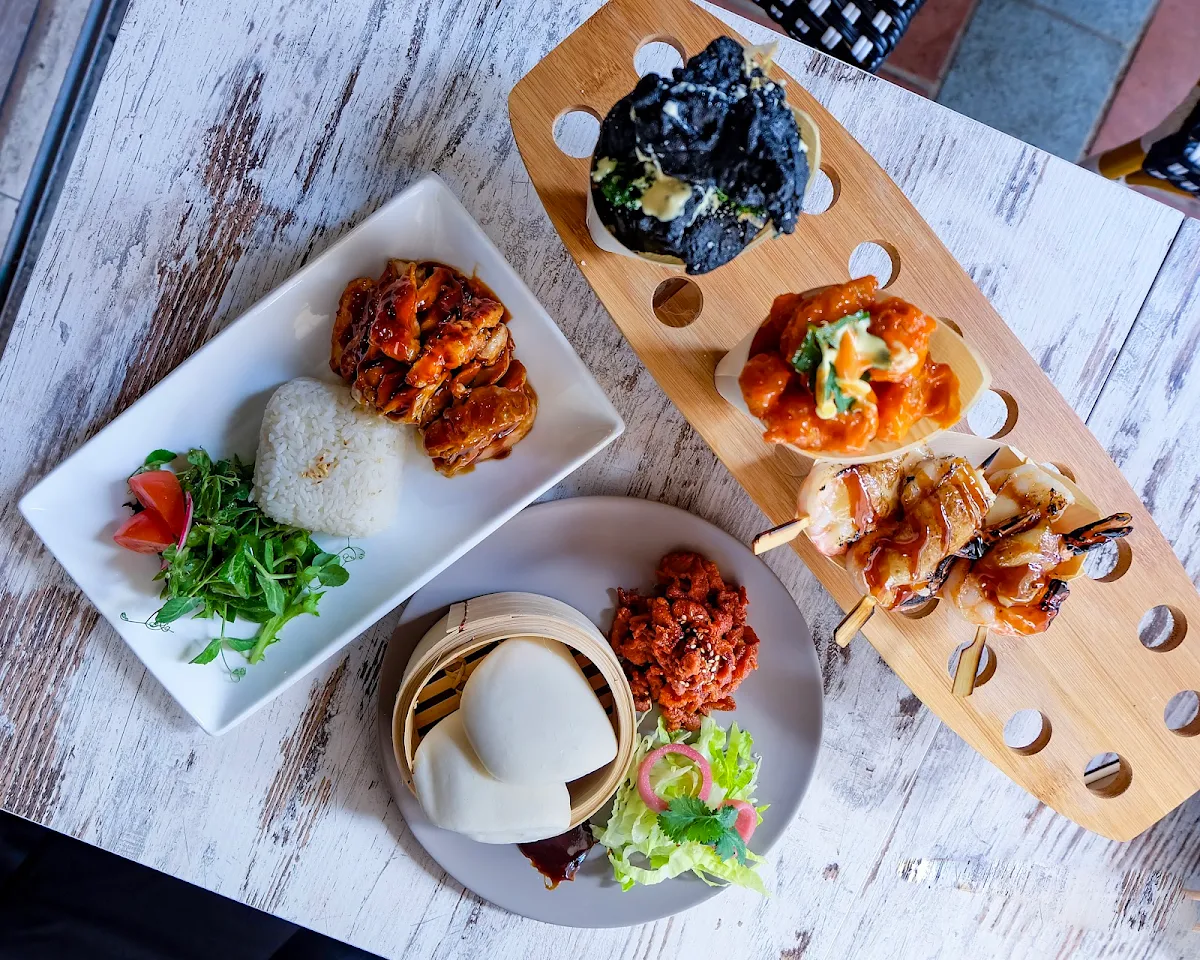 Food & drink, Seven Lanterns Sylvania