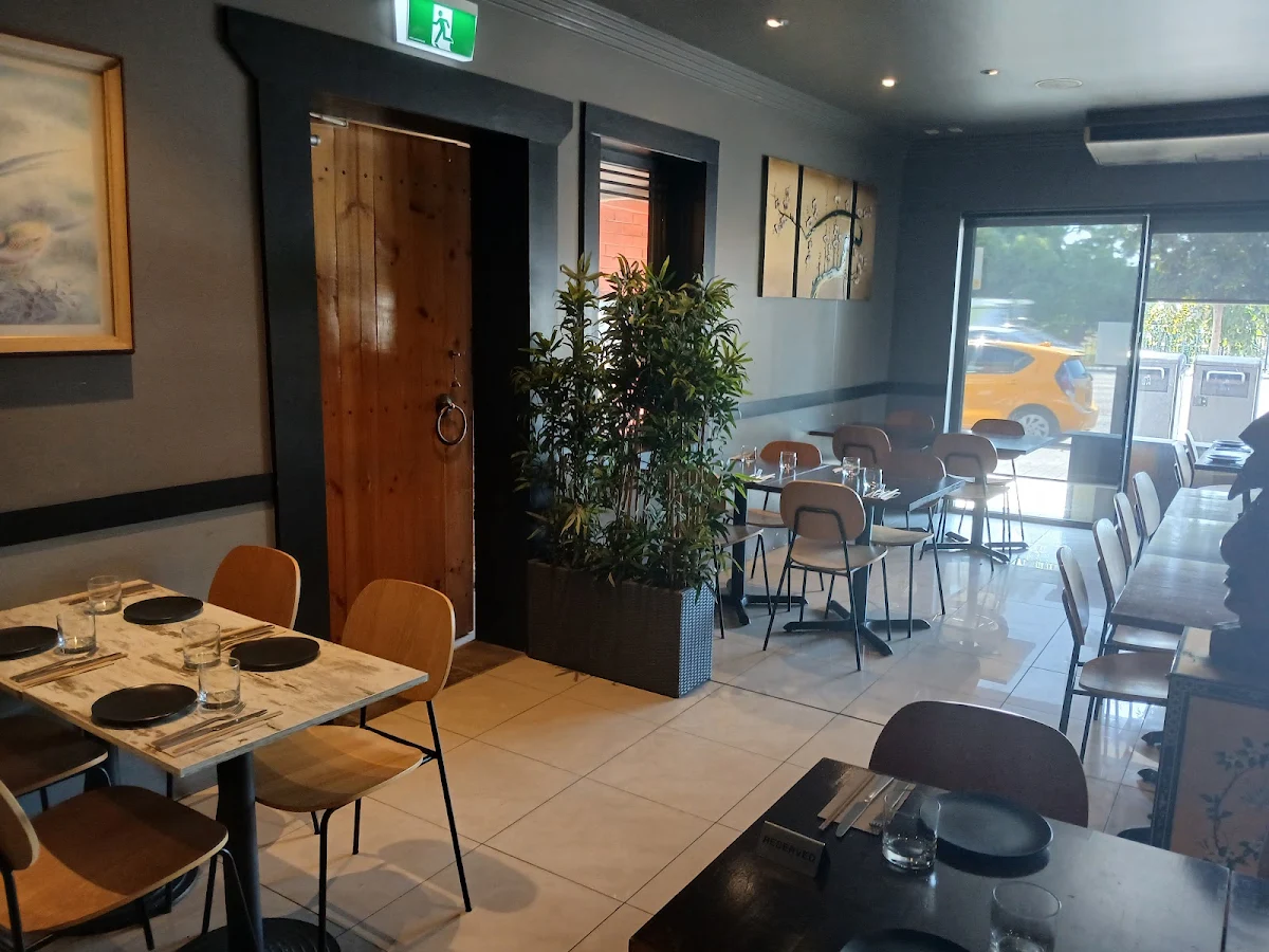Vibe, Seven Lanterns Sylvania