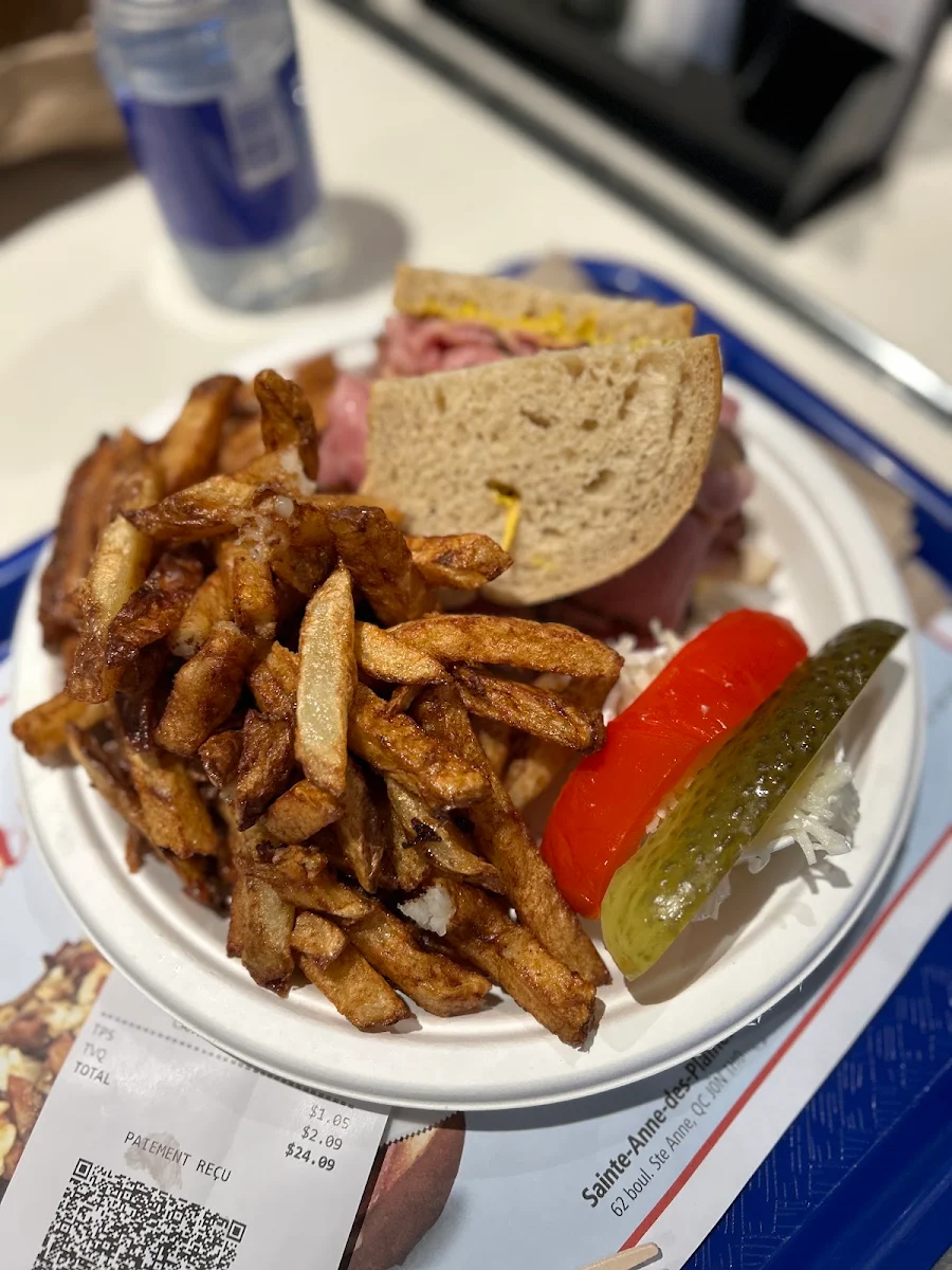 Food & drink, Restaurants Pataterie La Belle Province