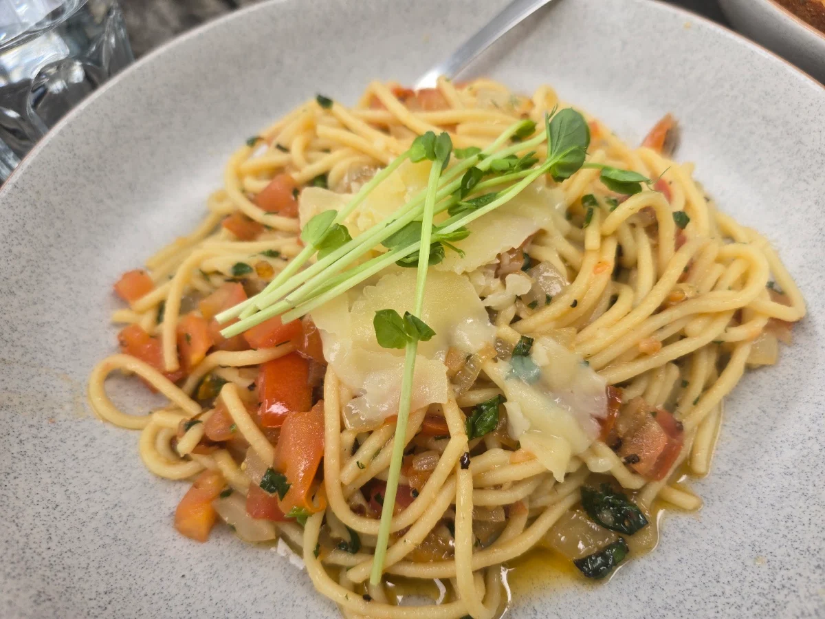 Food & drink, Milano's Restaurant and Pizzeria