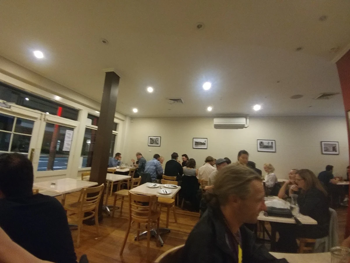 Vibe, Lupa Pizzeria