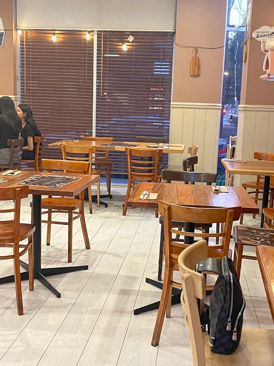 Vibe, Kim's Asian Kitchen