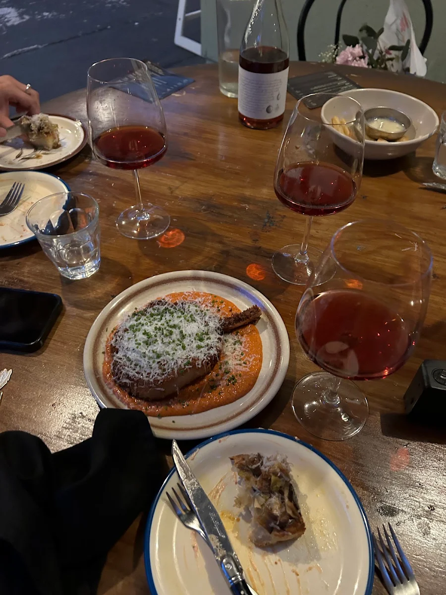 Food & drink, Lelas