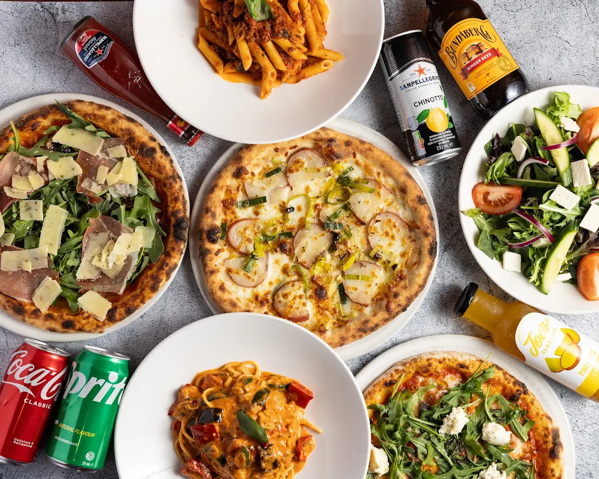Food & drink, Da Pasquale Woodfire Pizzeria
