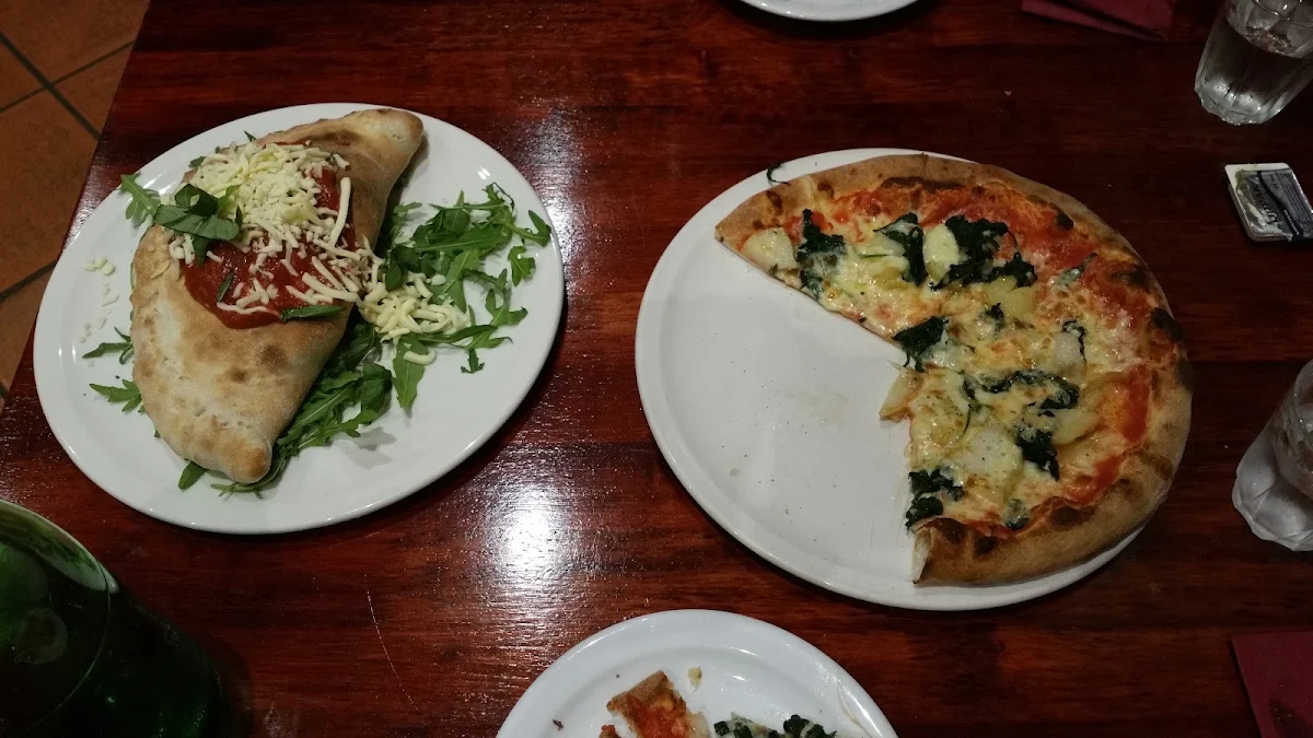 Food & drink, Da Pasquale Woodfire Pizzeria