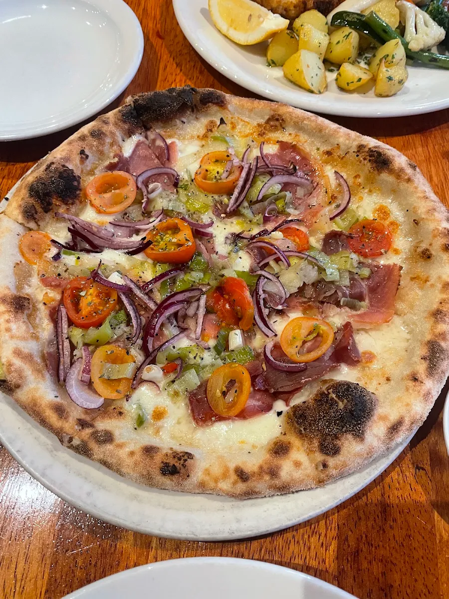 Food & drink, Da Pasquale Woodfire Pizzeria