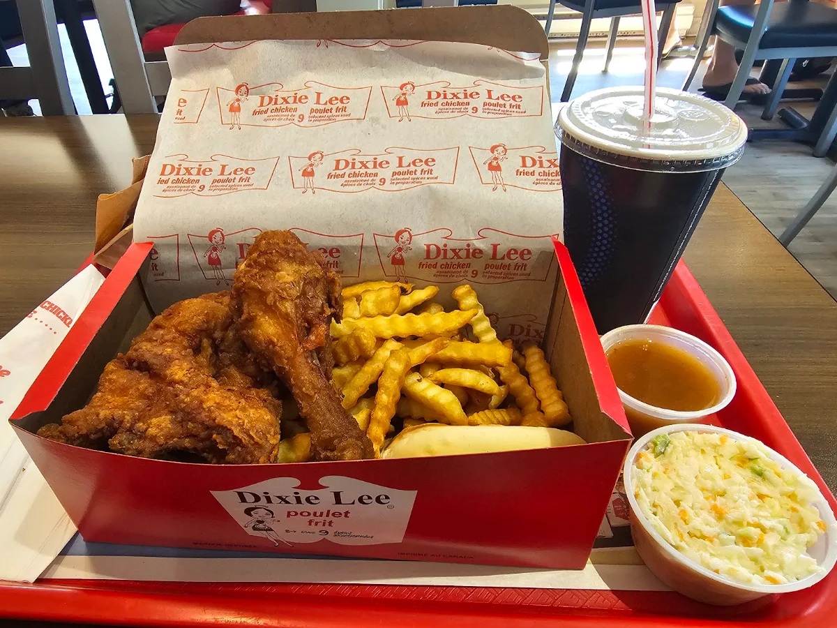 Food & drink, Restaurant Dixie Lee