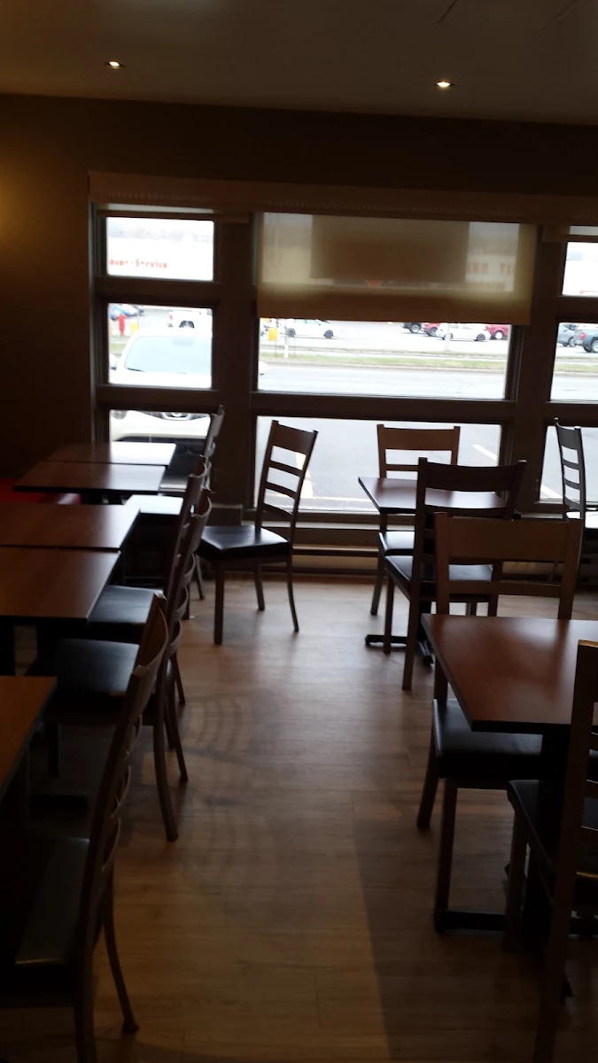 Vibe, Restaurant Dixie Lee