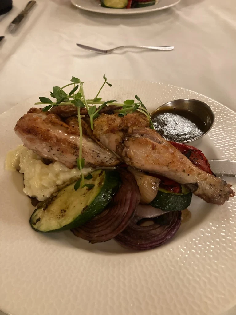 Food & drink, Grant Hall Dining Room & Lounge