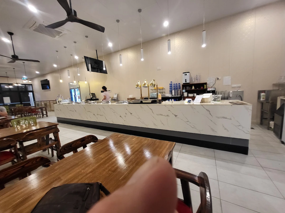 Vibe, Golden Star Buffet Restaurant