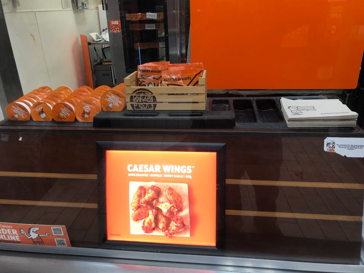 Menu, Little Caesars Pizza