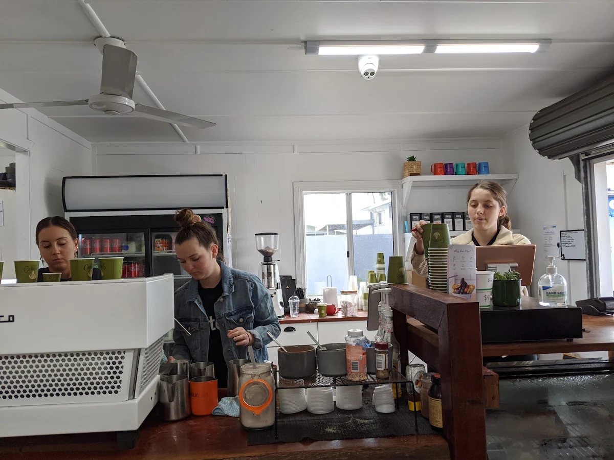 Vibe, Two Sisters Coffee Bar