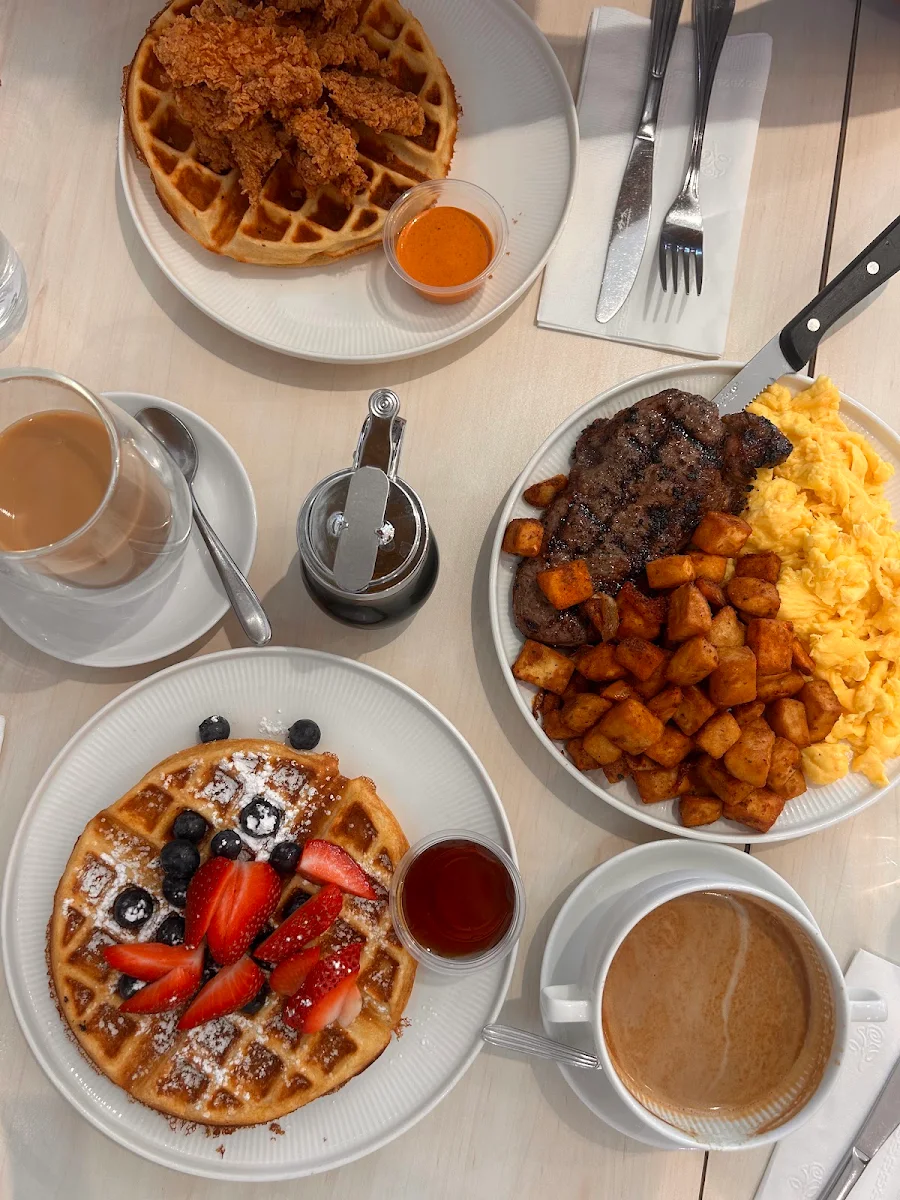 Food & drink, Crack'd Brunch