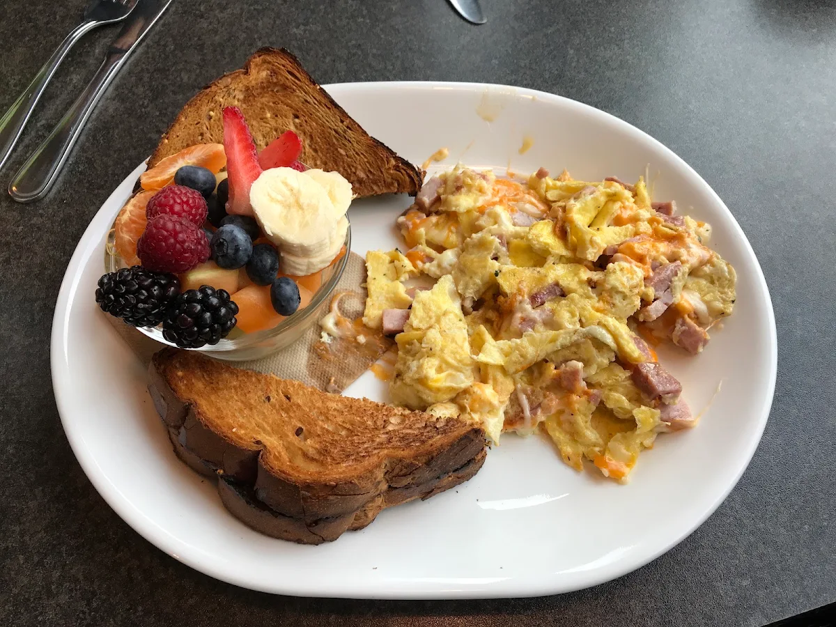 Food & drink, Village Eatery