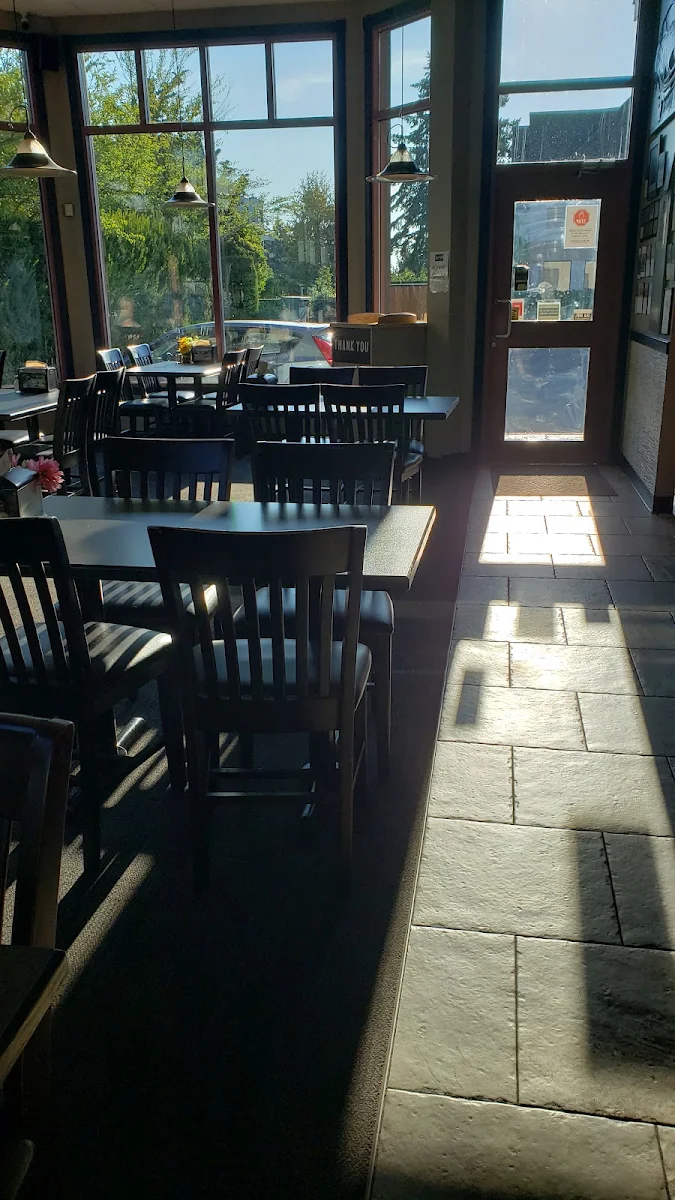 Vibe, Village Eatery