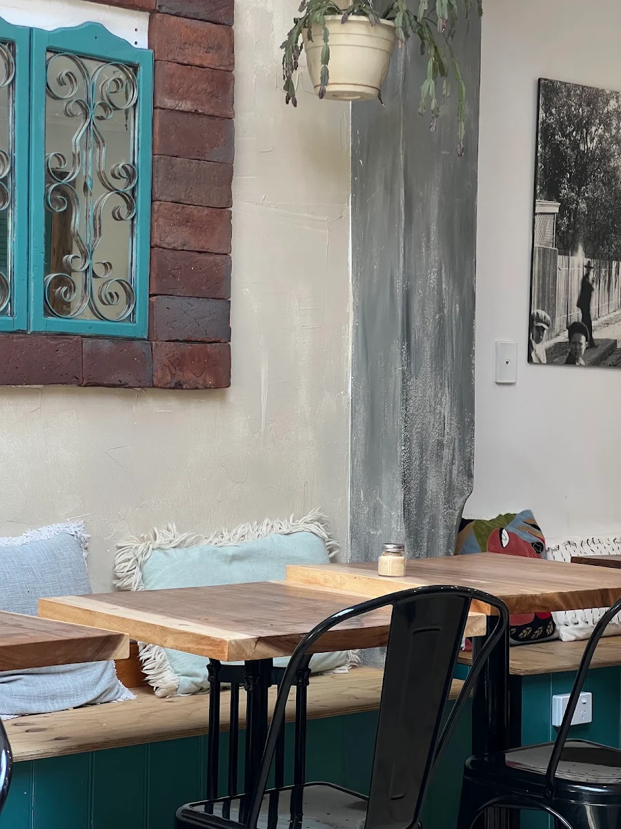 Vibe, Shenkin Erskineville
